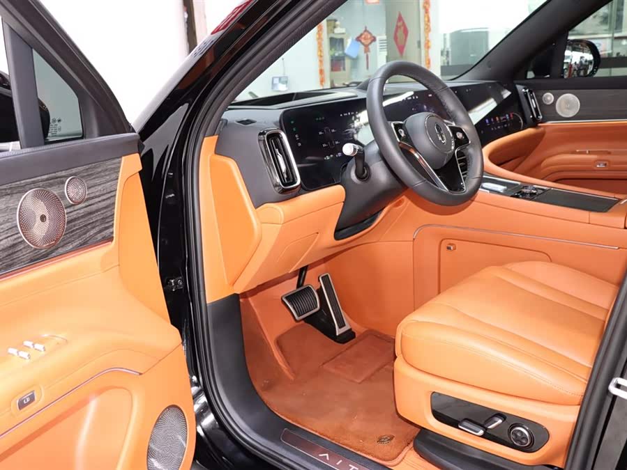 2024 car image #9