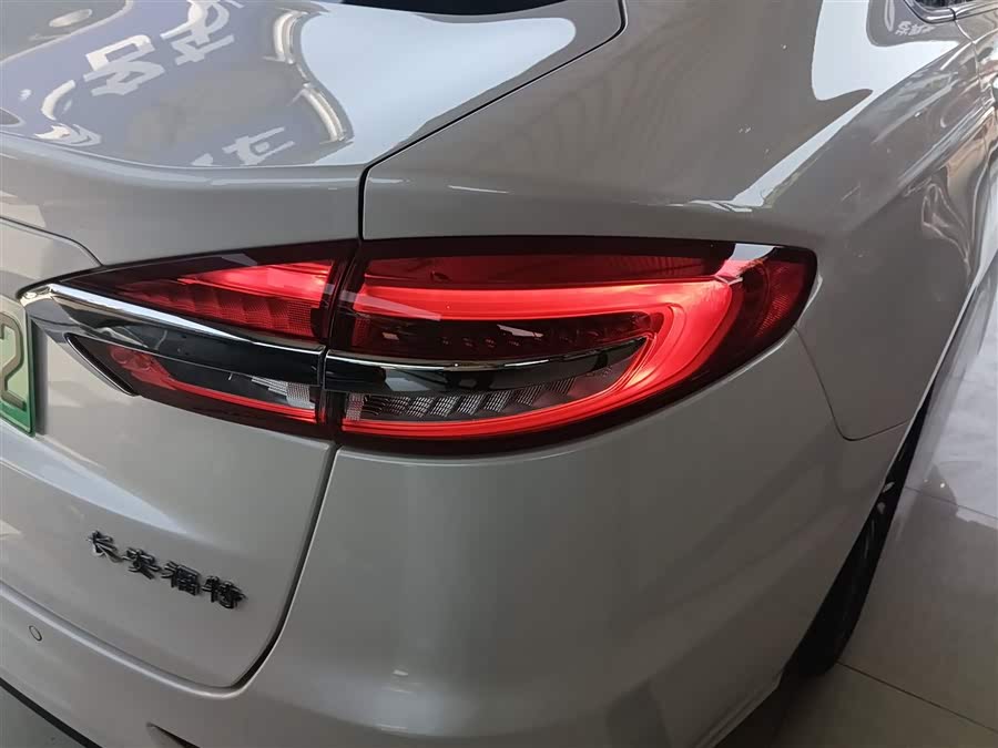 Ford Mondeo New Energy 2020 car image #9