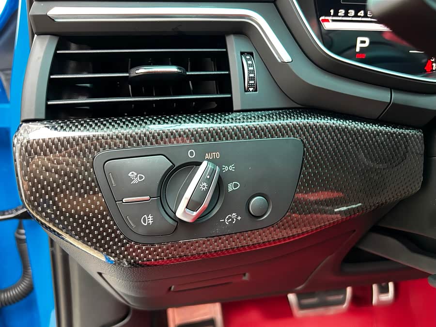 Audi S4 2023 car image #9