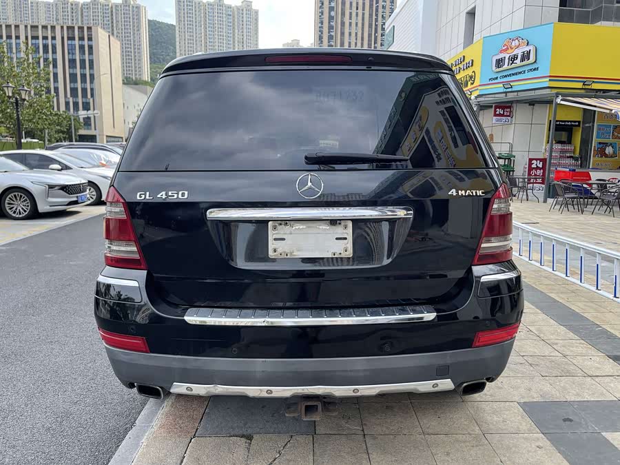 Mercedes-Benz GL Class 2007 car image #9