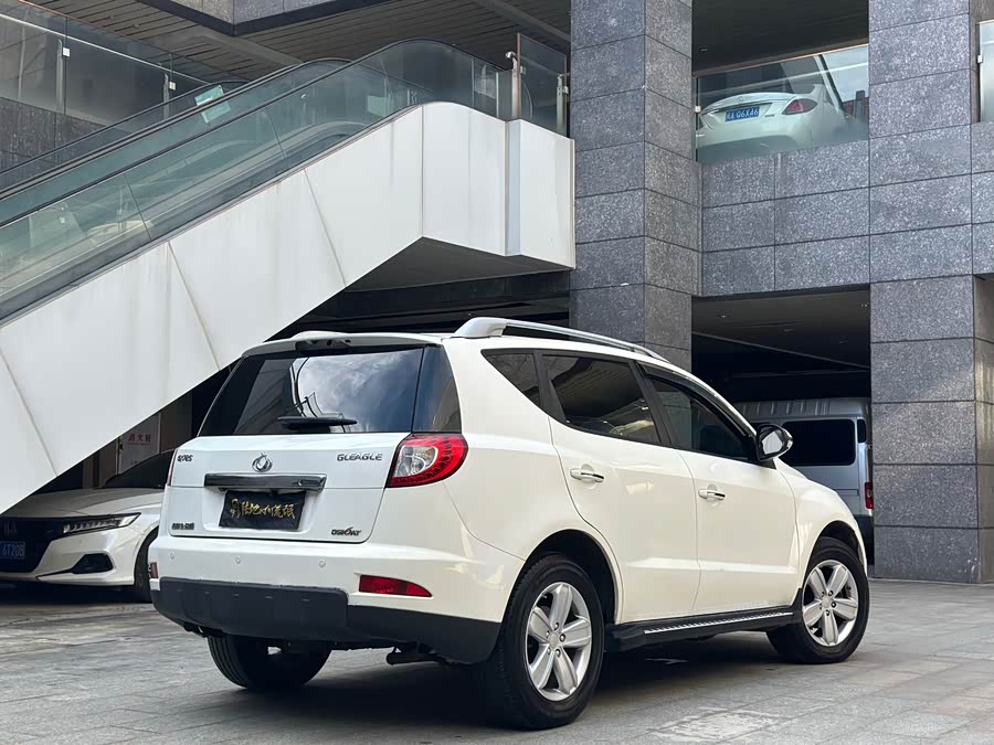 GEELY GX7 2013 car image #9
