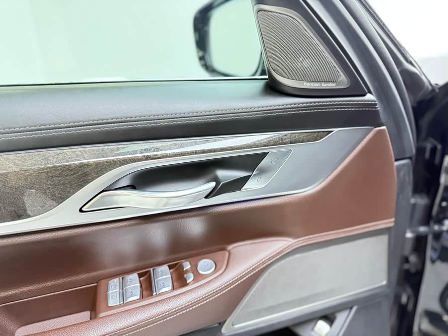 BMW 7 Series New Energy 2017 car image #9