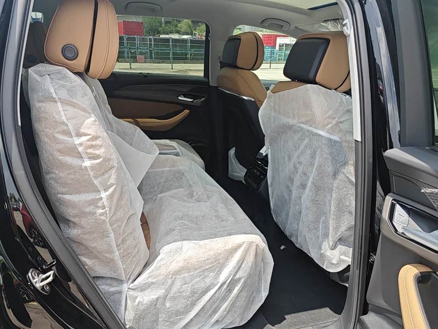 Audi Q6 изображение автомобиля #9