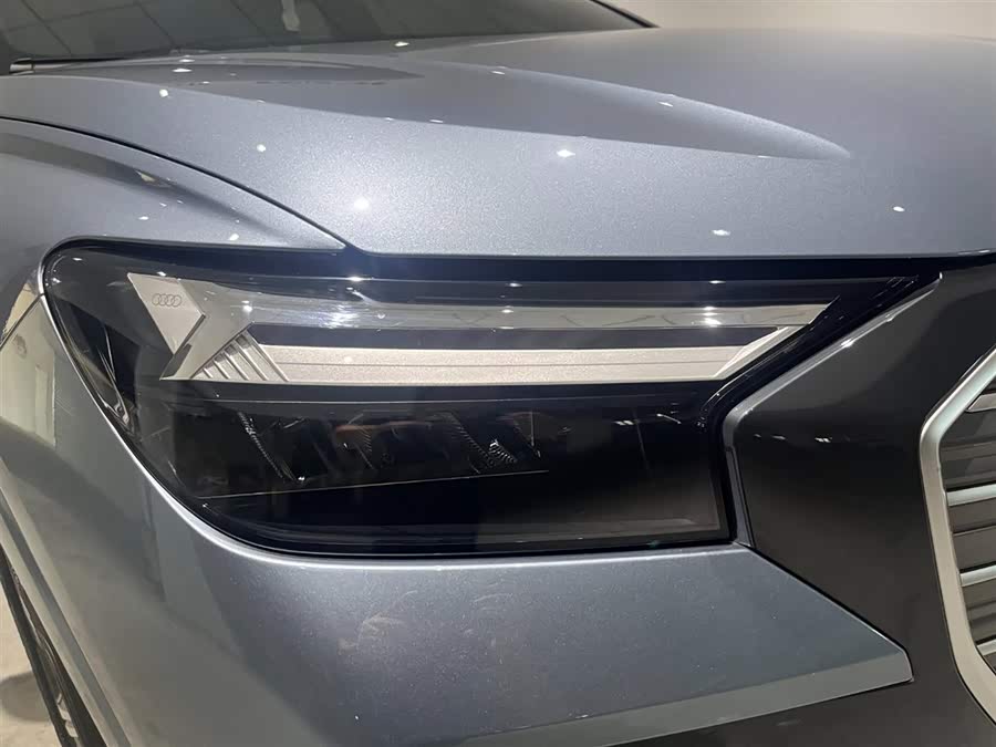 Audi Q4 e-tron изображение автомобиля #9