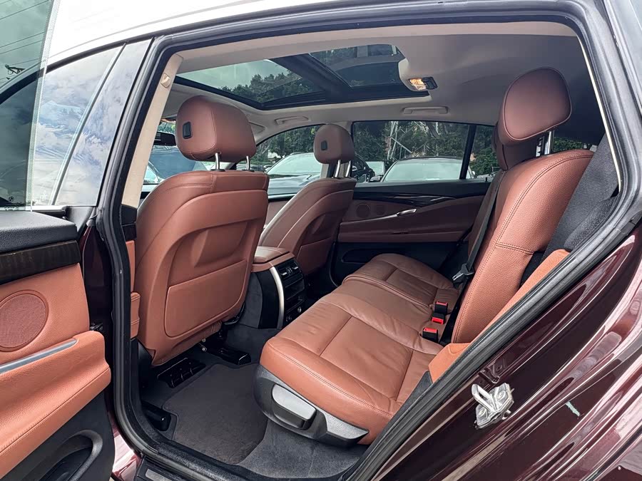 BMW 5 Series GT 2015 #9 BMW 5 Series GT 2015 immagine di auto #9