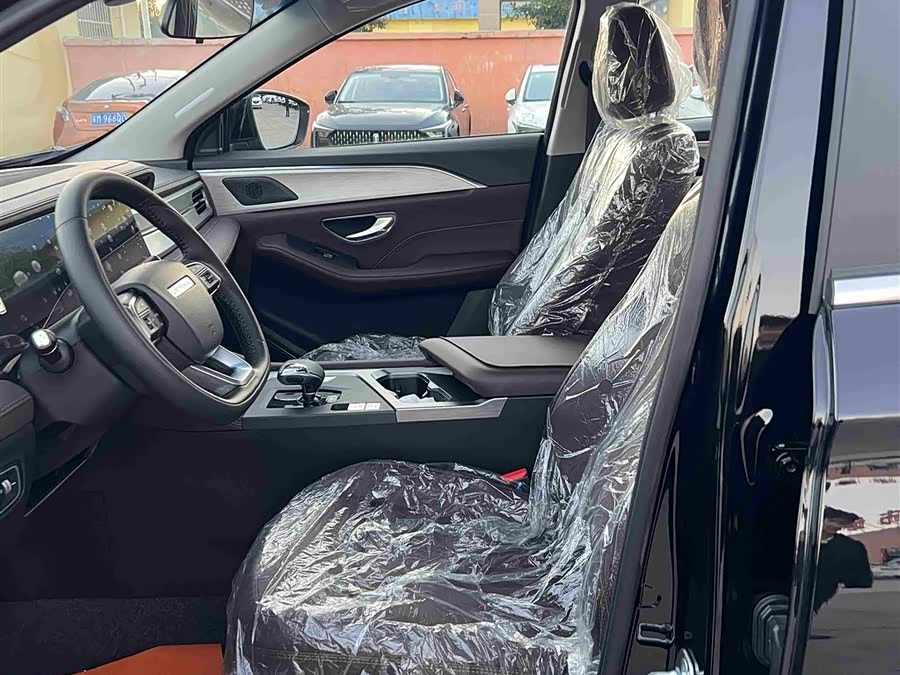 Jetour X95 2025 car image #9