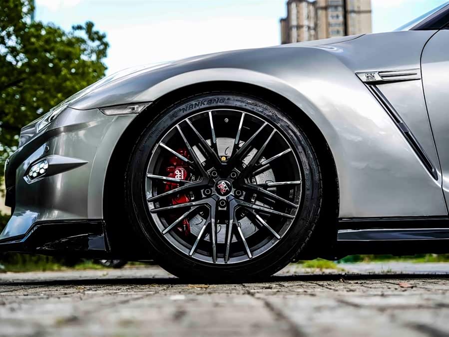 日产 日产GT-R 2012 汽车图片 #9