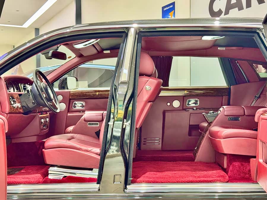 劳斯莱斯 幻影 2011 #9 劳斯莱斯 幻影 2011 汽车图片 #9