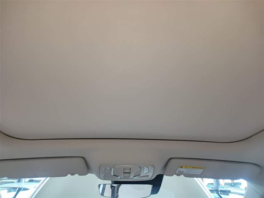 Roewe D5X DMH 2025 imagen de coche #9