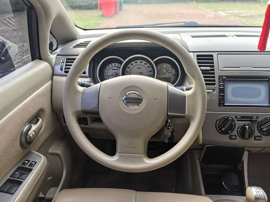 日产 颐达 2009 汽车图片 #9