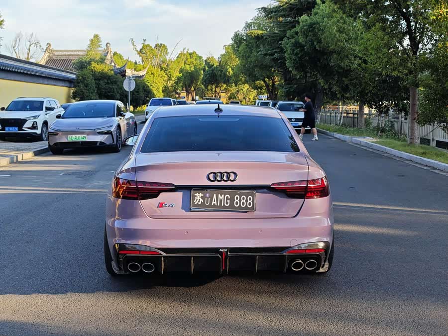 Audi S4 2023 صورة سيارة #9