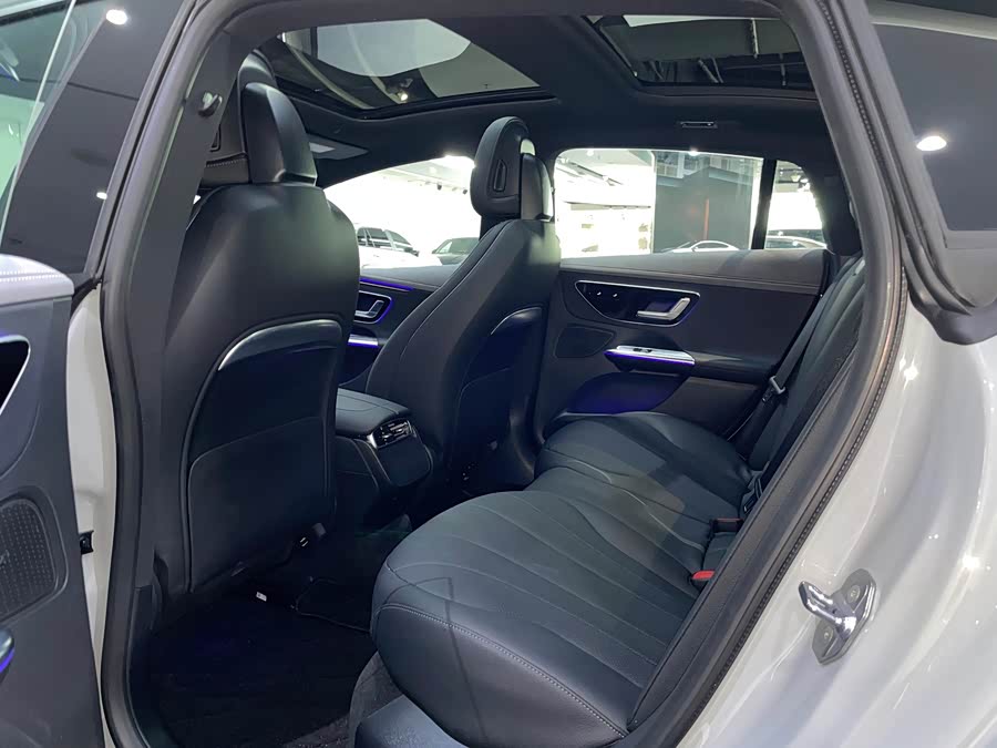 Mercedes-Benz EQE Class 2023 #9 Mercedes-Benz EQE Class 2023 car image #9