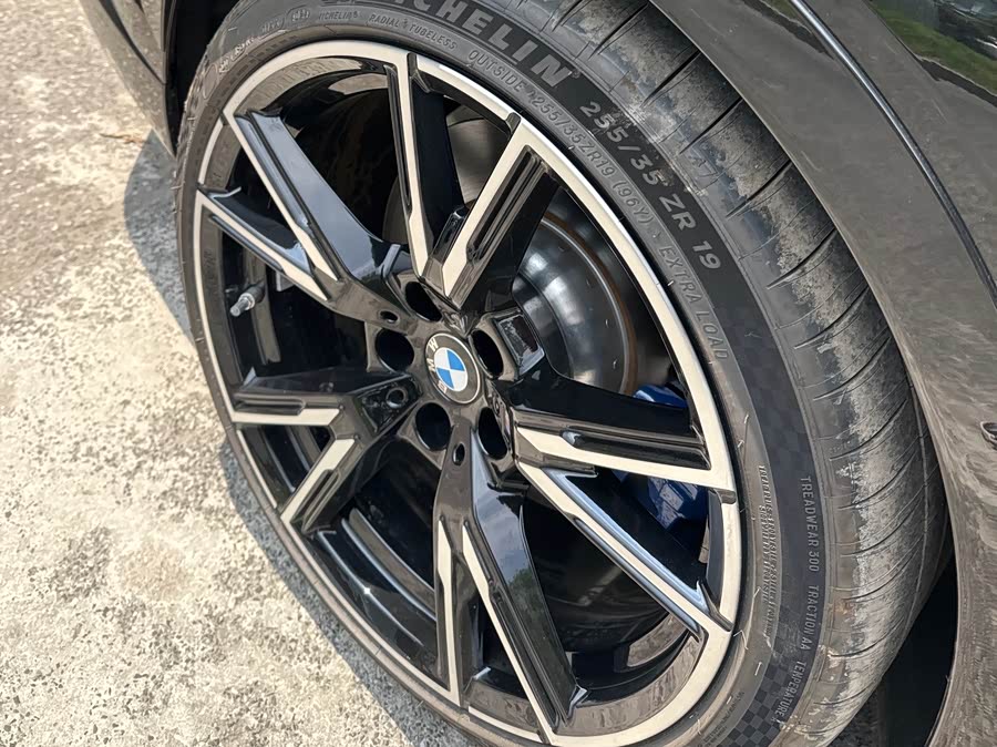 BMW M240i imagem de carro #9