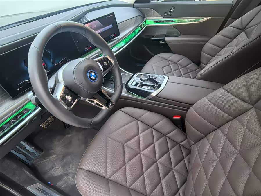 宝马 宝马i7 2024 汽车图片 #9