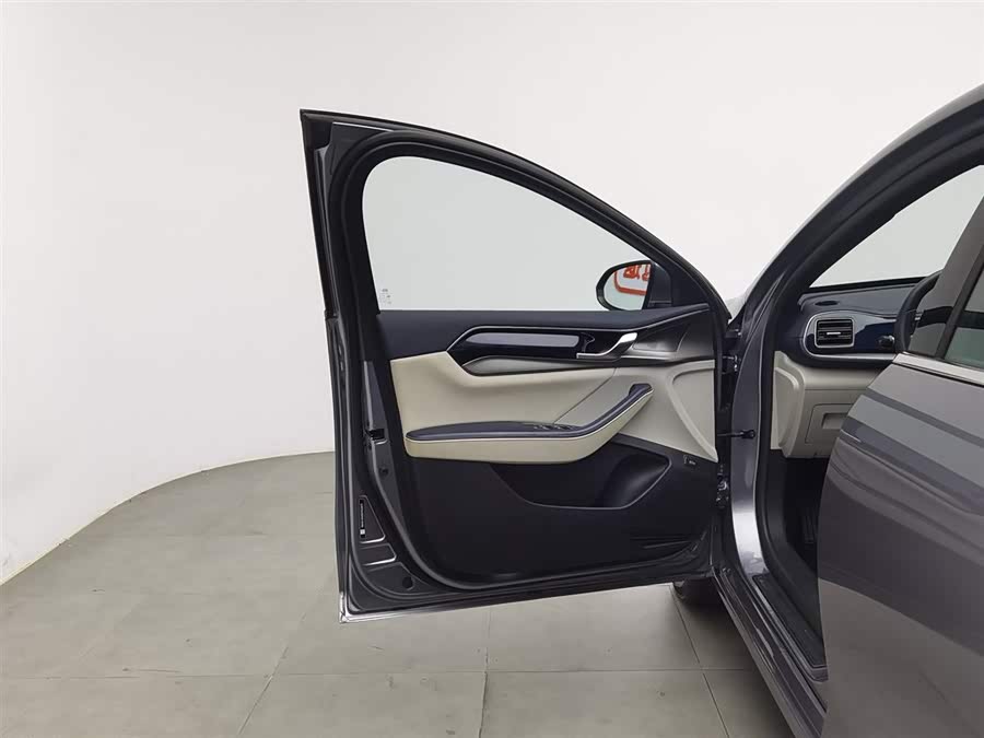 比亚迪 秦PLUS 2022 汽车图片 #9