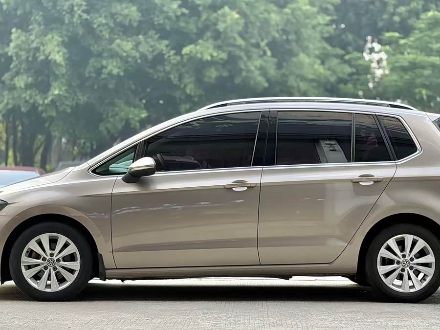 大众 高尔夫·嘉旅 2017 汽车图片 #9