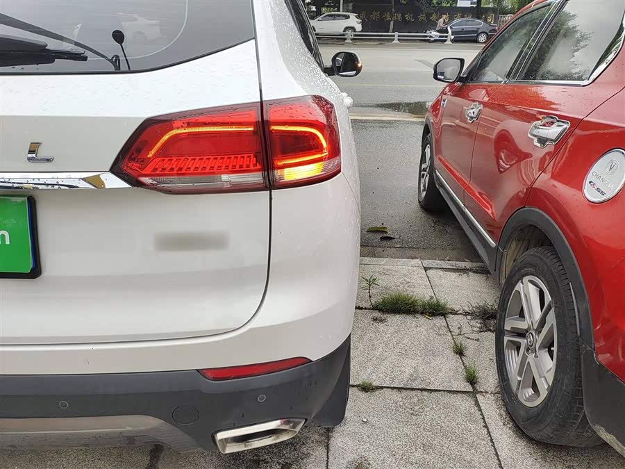 Haval H4 2019 #9 Haval H4 2019 car image #9