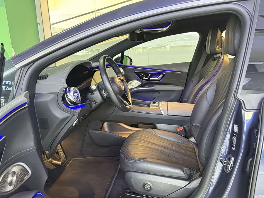 Mercedes-Benz EQS Class 2023 car image #9