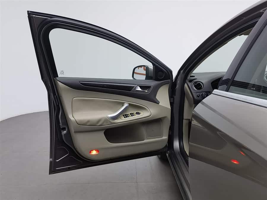 Ford Mondeo-Zhisheng 2012 صورة سيارة #9