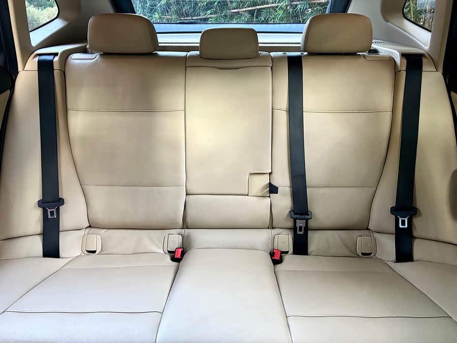 BMW X1 (Imported) 2010 car image #9