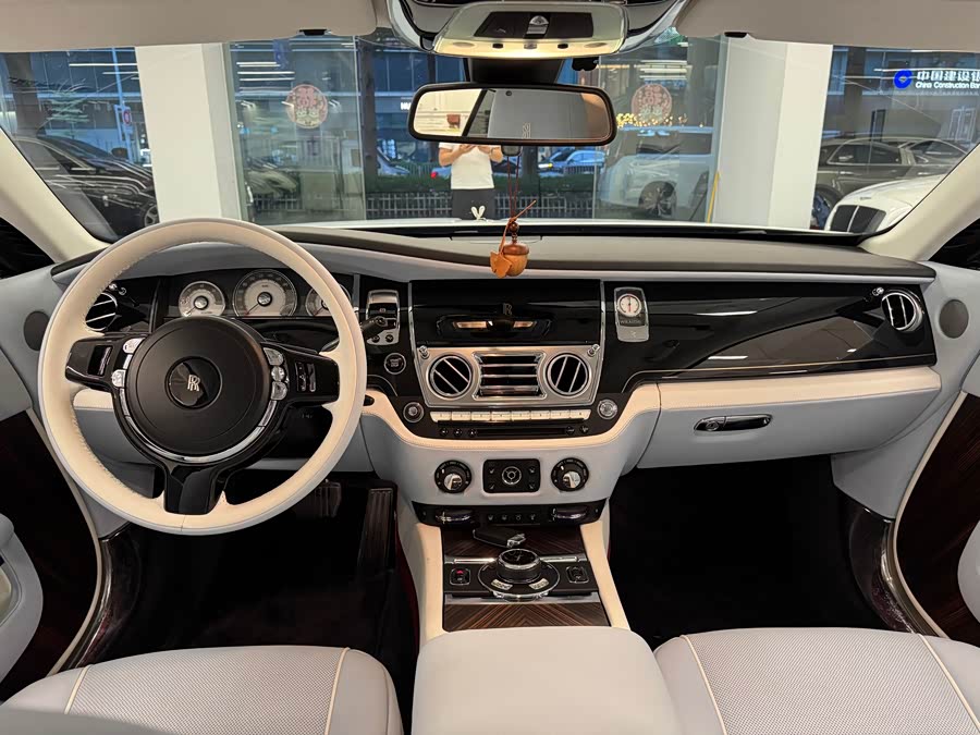 Rolls-Royce Wraith 2014 car image #9