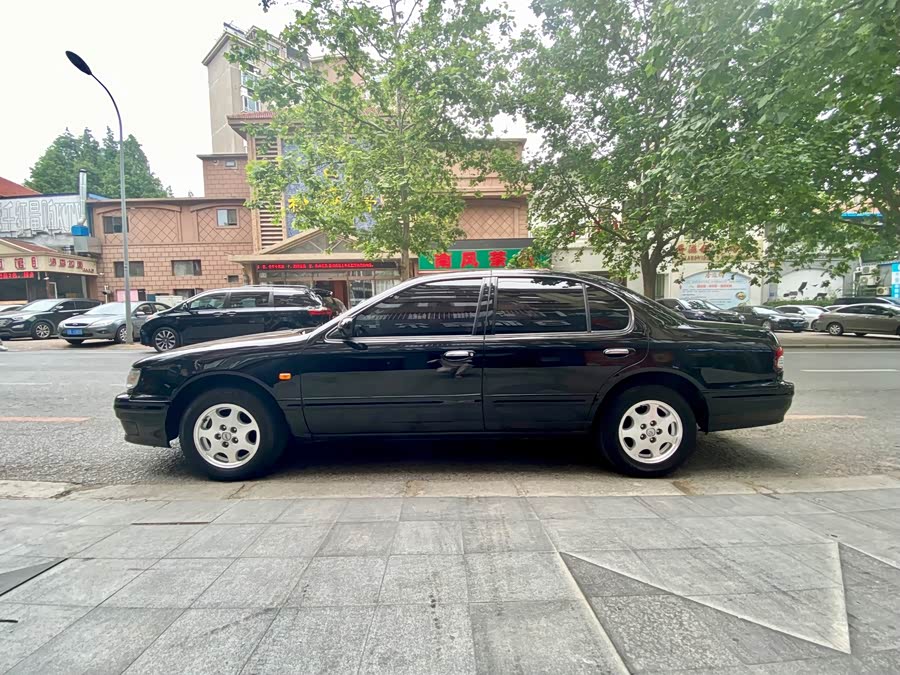 日产 风度 2000 汽车图片 #9