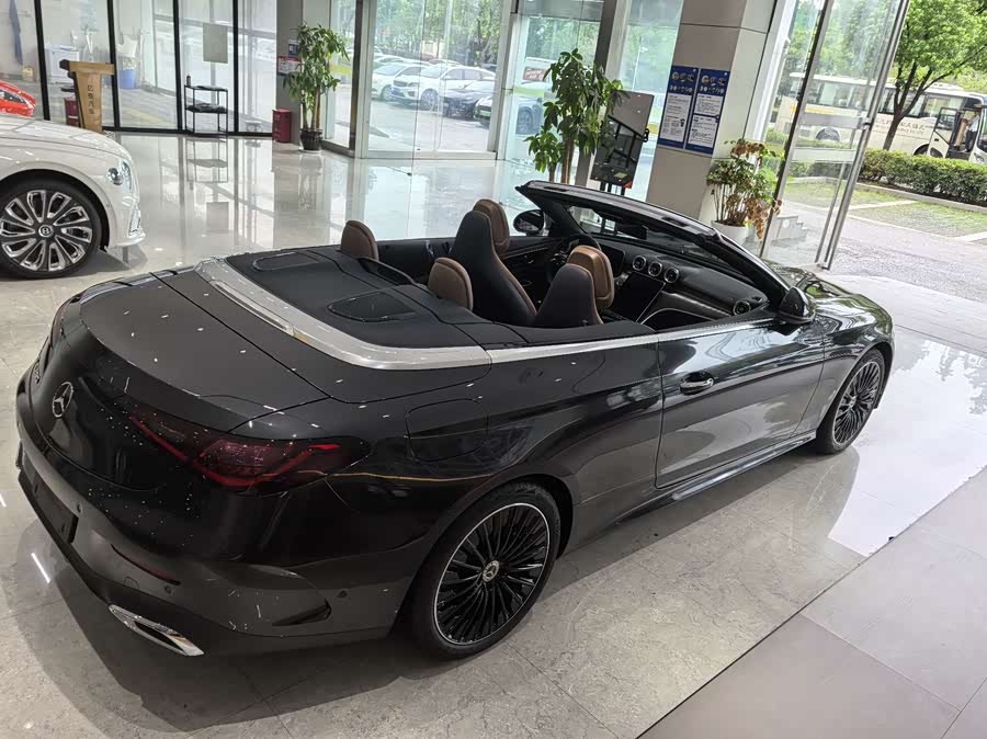 Mercedes-Benz CLE Class 2025 car image #9