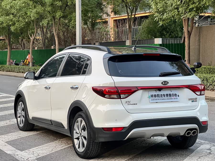 Kia Rio Cross 2018 صورة سيارة #9