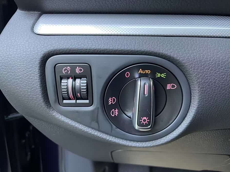 Volkswagen Sharan 2016 imagem de carro #9