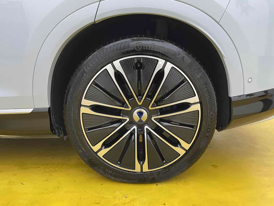 Denza N7 2024 صورة سيارة #9