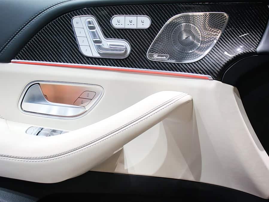 Mercedes-Benz GLS AMG 2024 car image #9