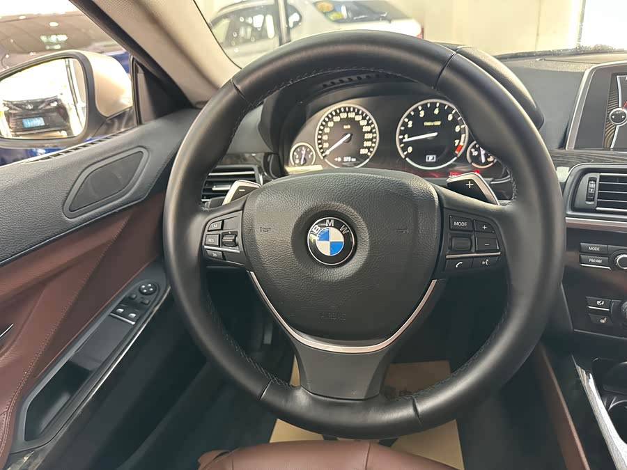 BMW 6 Series 2012 car image #9