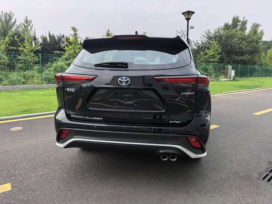 Toyota Crown Kluger 2025 car image #9