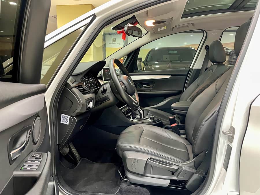 BMW 2 Series Gran Tourer 2019 car image #9