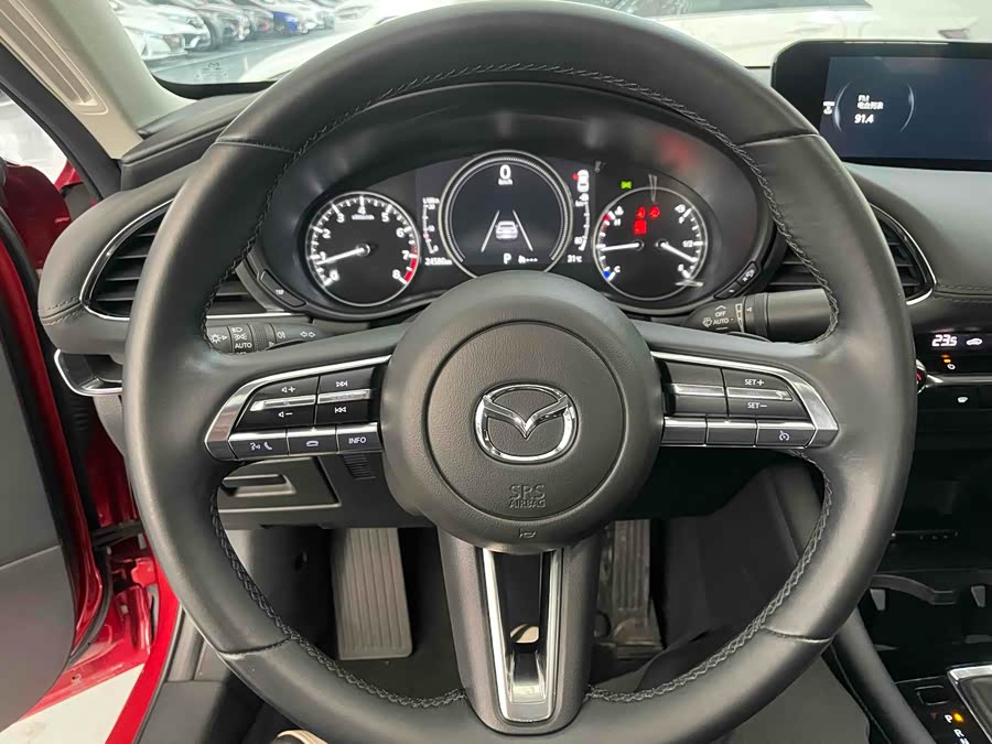 Mazda 3 Axela 2022 immagine di auto #9