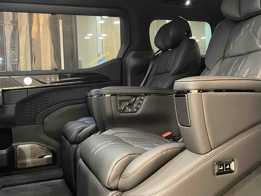 Volkswagen Phideon 2025 immagine di auto #9