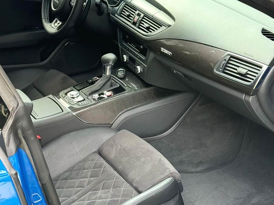 Audi S7 2015 car image #9