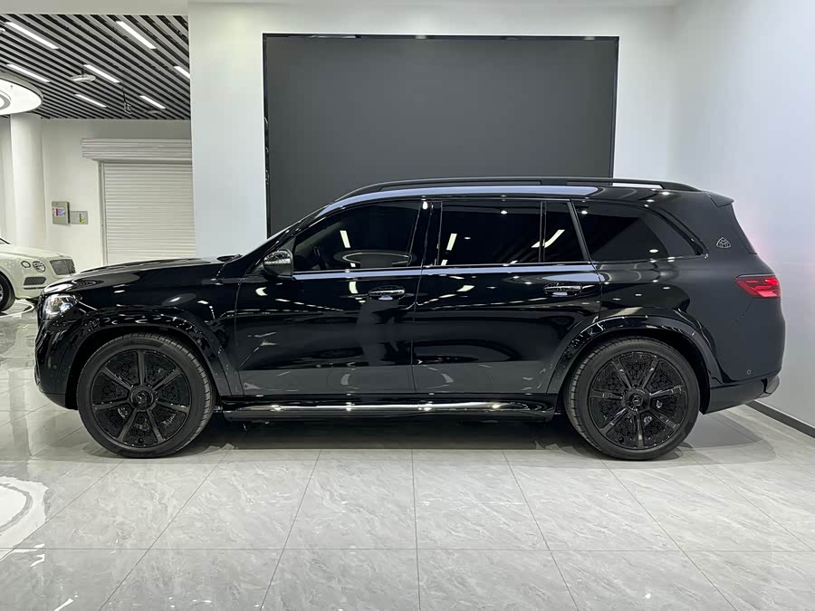 Mercedes-Benz Maybach GLS 2025 car image #9