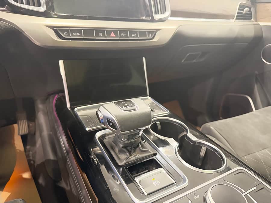 HongQi HS7 2023 car image #9