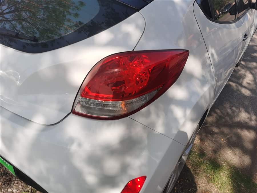 Hyundai Veloster 2015 #9 Hyundai Veloster 2015 car image #9