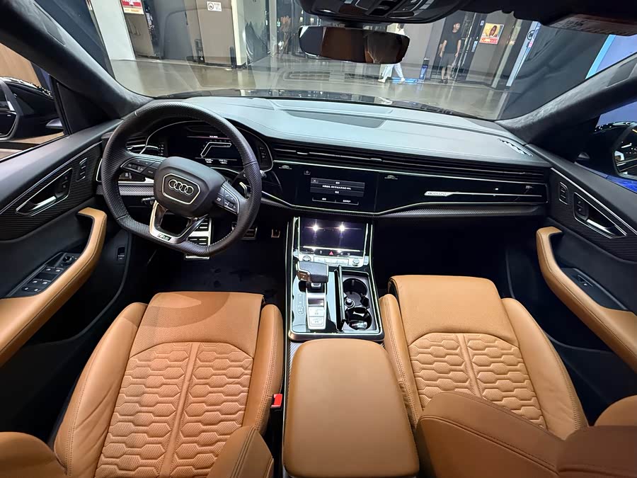 Audi RS Q8 2021 car image #9