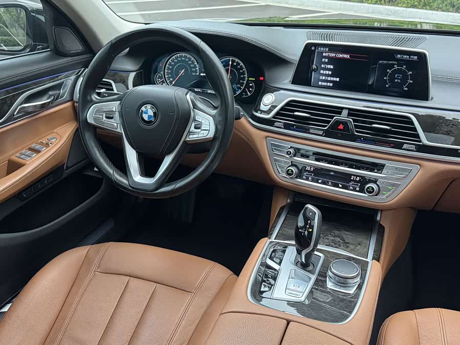 BMW 7 Series New Energy 2017 #9 BMW 7 Series New Energy 2017 car image #9