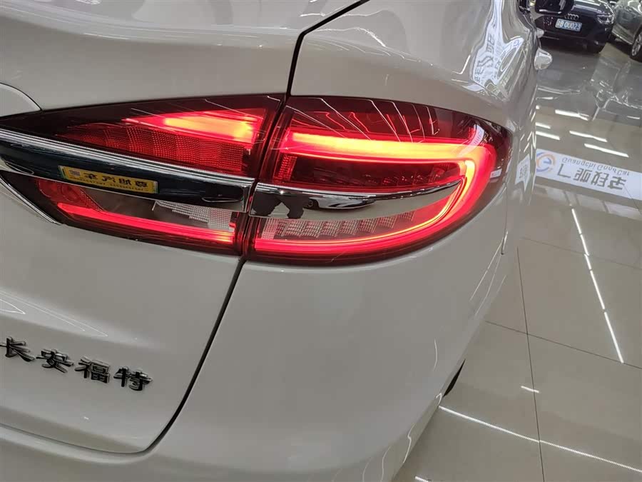 Ford Mondeo New Energy 2019 #9 Ford Mondeo New Energy 2019 car image #9