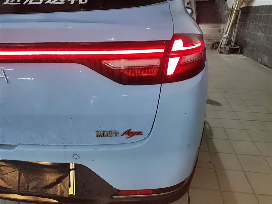 哪吒汽车 哪吒AYA 2023 汽车图片 #9