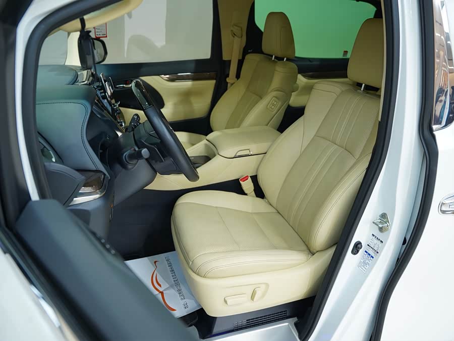 Toyota Alphard 2022 immagine di auto #9