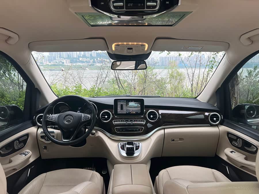 Mercedes-Benz V Class 2019 #9 Mercedes-Benz V Class 2019 car image #9