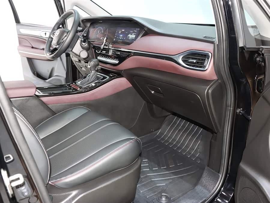 GAC Trumpchi M6 2023 car image #9