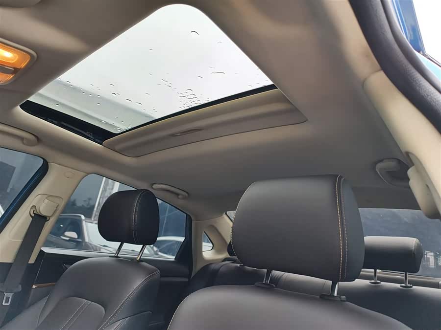 Changan Eado DT 2018 car image #9