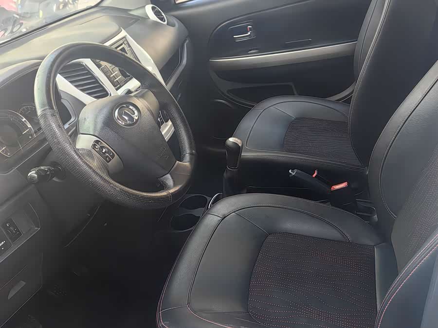 Great Wall M4 2014 car image #9