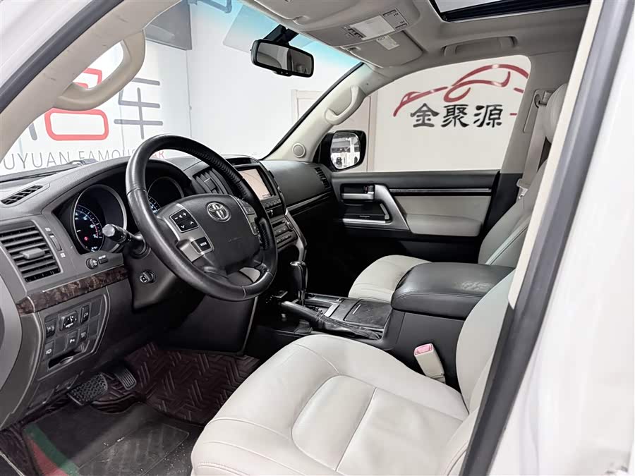 Toyota Land Cruiser 2009 #9 Toyota Land Cruiser 2009 car image #9